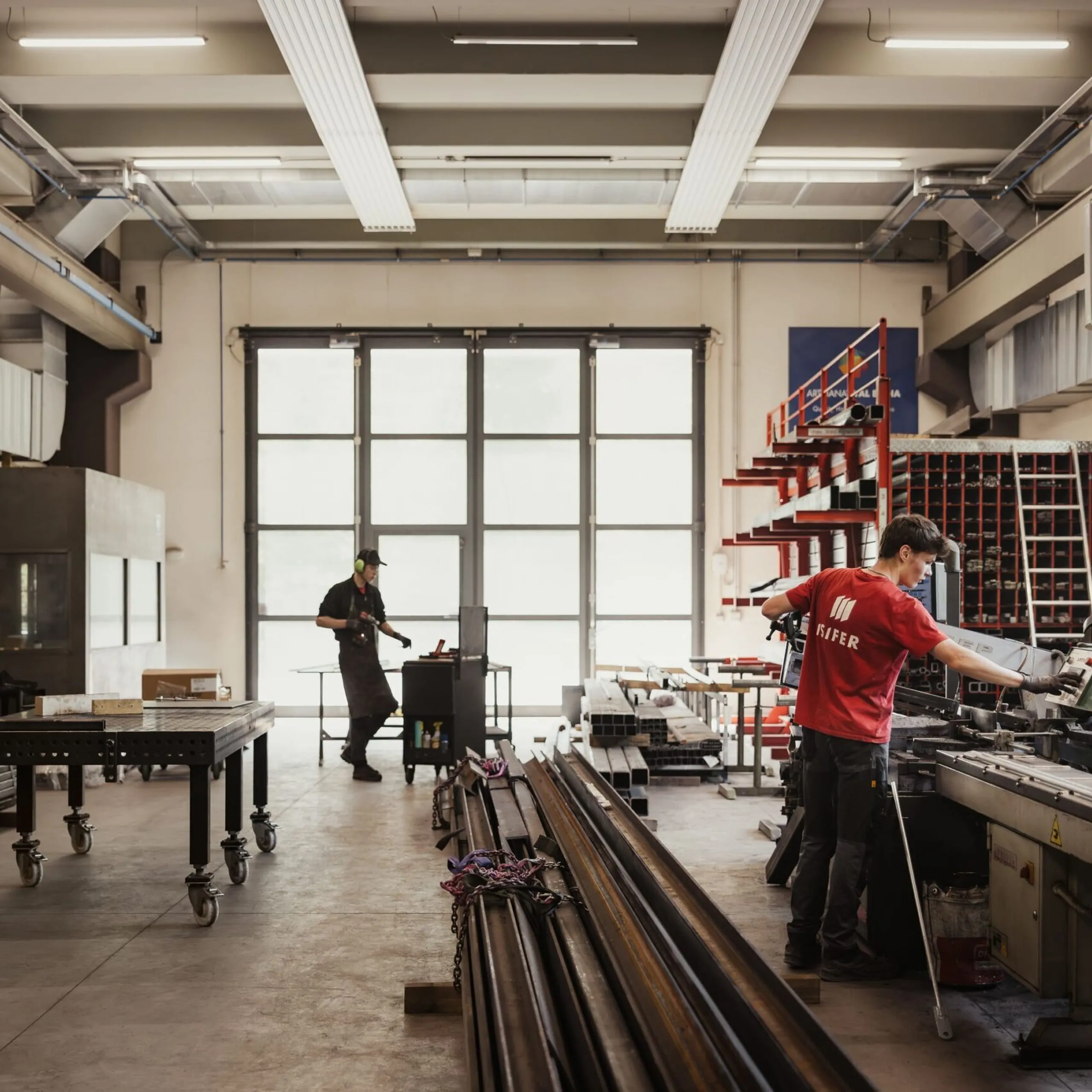 Alex Moling Isifer Ditta 33